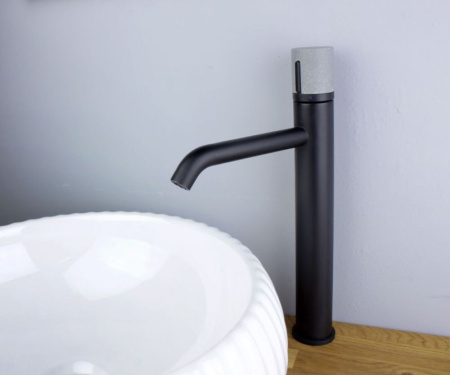 Смеситель для раковины Bronze de Luxe FOCUS 24615BG, черный