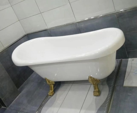 Акриловая ванна Cerutti SPACLASSIC 170G  отдельностоящая  170x79x75 на львиных лапах  золото
