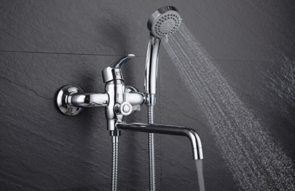 Смеситель для ванны D&K Rhein DA1363301, хром