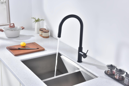 Смеситель для кухни Paulmark GALANT Ga213077-AN, антрацит