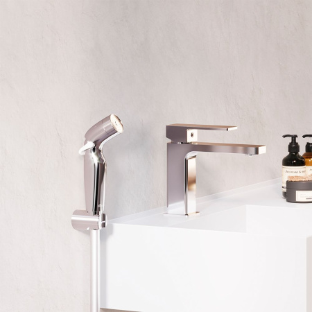 530300000 Gala Смеситель для умывальника Damixa с гигиеническим душем, хром