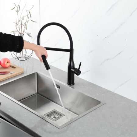 Смеситель для кухни с гибким изливом GAPPO G4098-26, черный