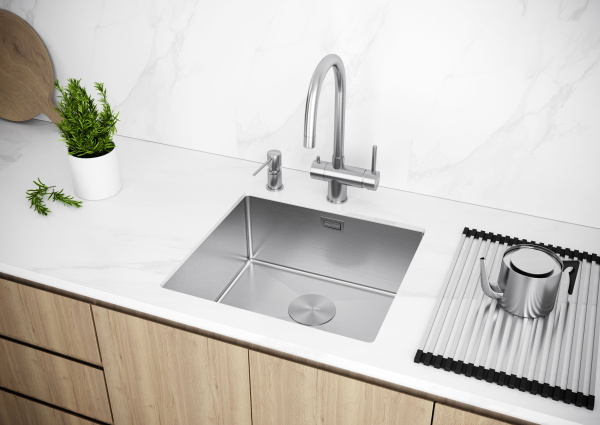 Мойка Paulmark NEXT 48 UNI PM214844-BS 440х480х200 мм, нержавеющая сталь, нержавеющая сталь