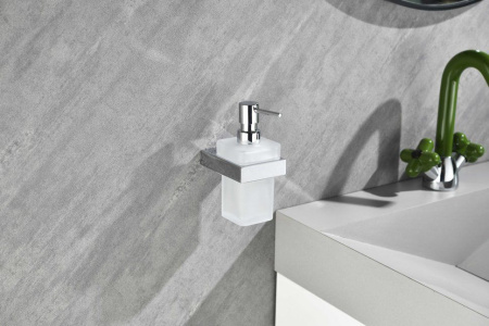 Настенный дозатор для жидкого мыло Grocenberg AC0028 (Хром)