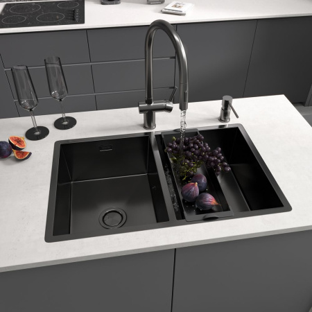 Смеситель Reflexion Lago RX9904BL для кухни с вытяжным изливом, оружейная сталь