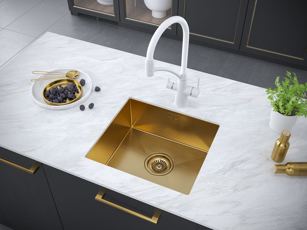 Мойка Paulmark ALLER 48 UNI PM804844-BG 440х480х200 мм, нержавеющая сталь AISI 304, брашированное золото