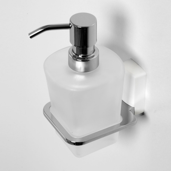 Комплект аксессуаров для ванной комнаты WasserKRAFT Leine (дозатор, крючок, полка)
