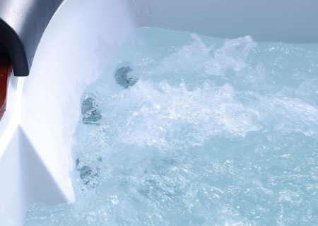 Акриловая ванна Gemy G9052 II K R