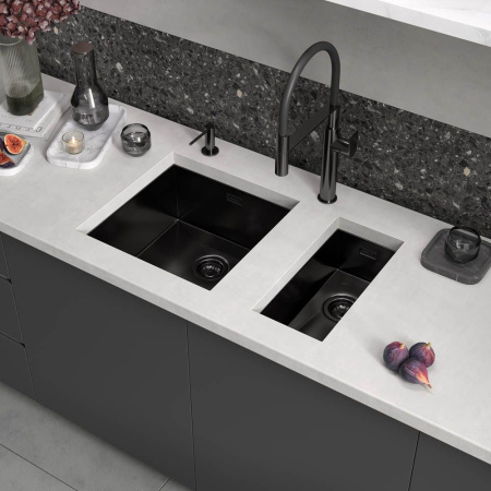 Кухонная мойка Reflexion Como RX2022BL оружейная сталь