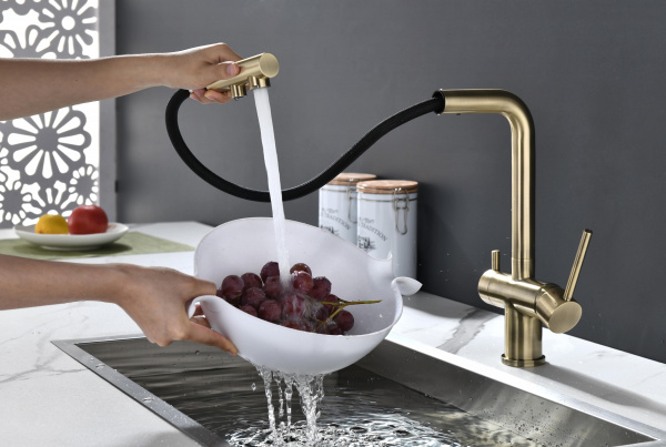 Смеситель для кухни Paulmark SERPENTINE Se213222-BR, бронза