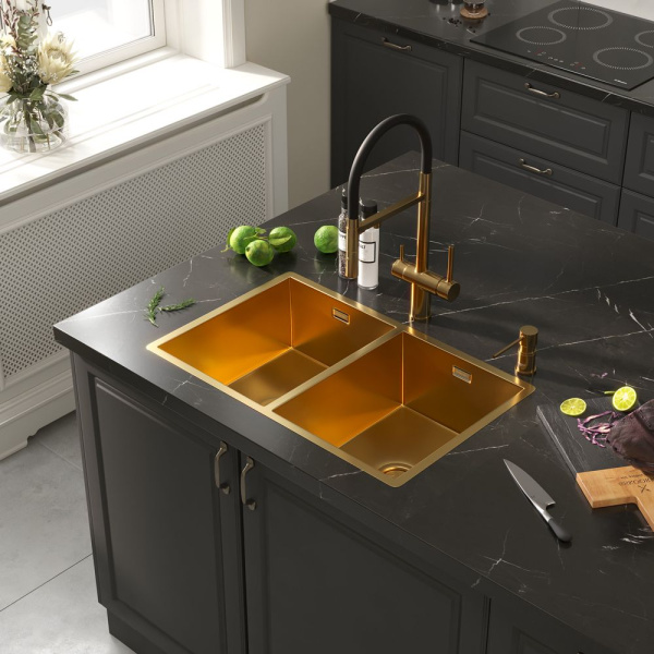 Смеситель Reflexion Lago RX9901GD для кухни с гибким изливом и подключением к фильтру, брашированное золото