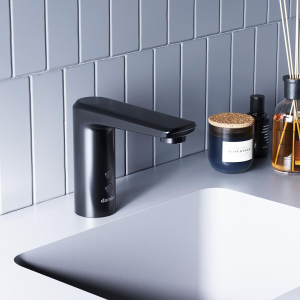 770290300 Jupiter Смеситель для умывальника Damixa сенсорный, черный