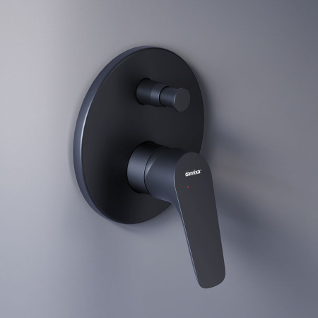 777100300 Jupiter Смеситель для душа Damixa монтируемый в стену (черный)