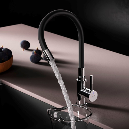 F85B07602 X-Joy S, Смеситель для кухни AM.PM с гибким изливом, черный/хром