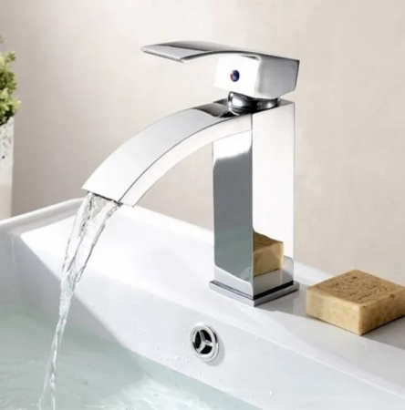 Смеситель для умывальника Rea Enzo B0113