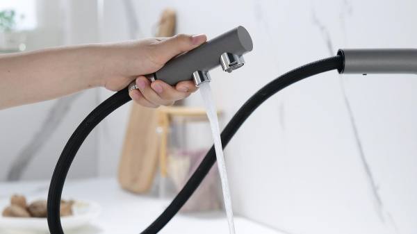 Смеситель для кухни Paulmark SERPENTINE Se213222-GRM, серый металлик