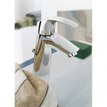 Смеситель для умывальника Grohe Eurosmart 23322001