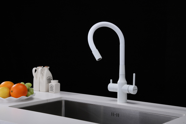 Смеситель для кухни Paulmark SALIX Sa213419-431, белый матовый