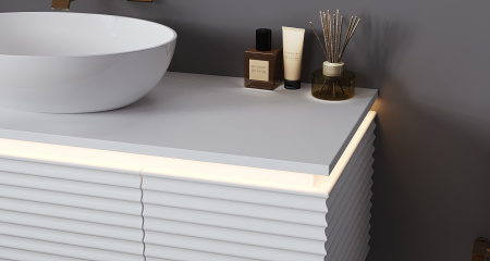 Тумба под умывальник Belux Дубай подвесная 132 с подсветкой, белая матовая