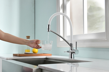 Смеситель для кухни Paulmark SIЕGEN Si213111-CRw, хром/белый