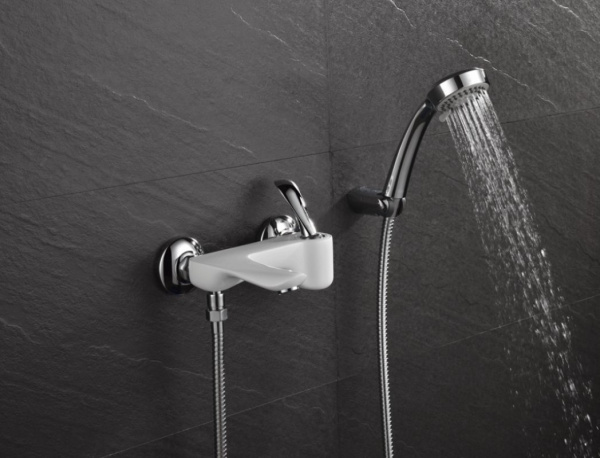 Смеситель для ванны D&K Venice DA1033256, белый