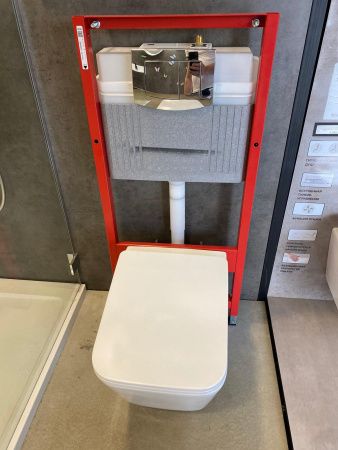 Комплект Styron STY-740+STY-800-2 хром-глянцевая кнопка смыва и подвесной безободковый унитаз Lekvo с тонким сиденьем для подвесного унитаза "soft-close" (520*340)