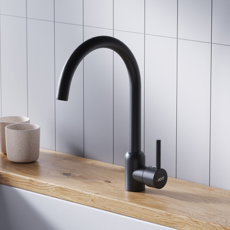 D3007022 Logic Кухонный смеситель Dorff поворотный, черный
