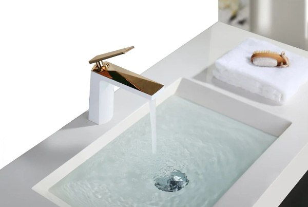 Смеситель для раковины Boheme Venturo 381-w Белый Золото