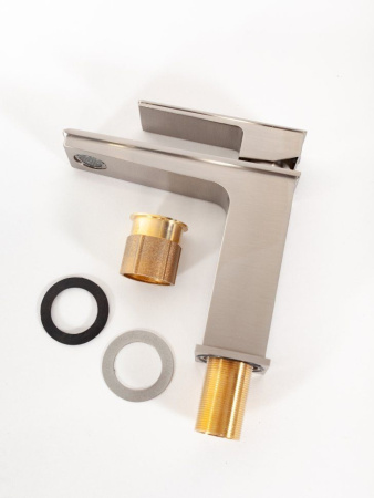 Cмеситель для раковины Hansberge H1070 Никель