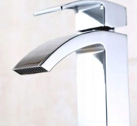 Смеситель для умывальника Rea Enzo B0113