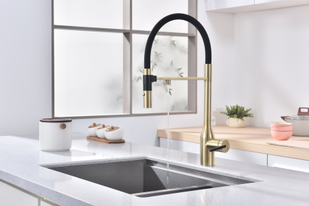 Смеситель для кухни Paulmark MAGNETO ONE Ma213188-SBG, светлое брашированное золото