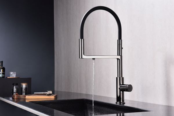 Смеситель для кухни Paulmark TORNADO To213402-GB, глянцевый черный