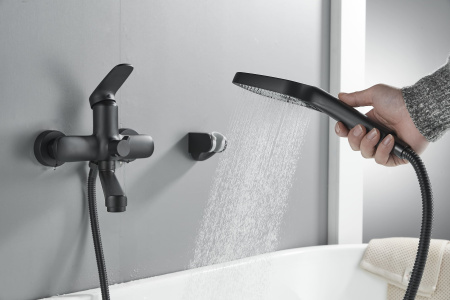 Смеситель для ванны Shevanik S8522H, черный