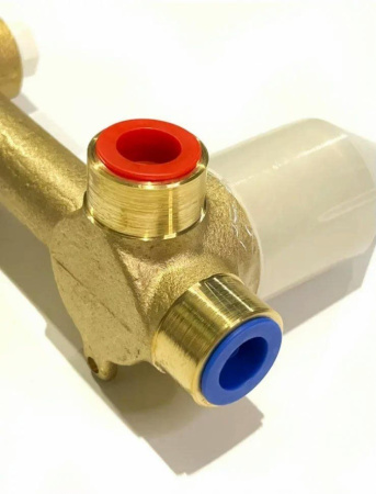 Смеситель встраиваемый для раковины Hansberge H699 Золото матовый