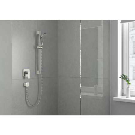 Душевой набор Hansgrohe Vernis Blend Vario 65 см 26275000 хром