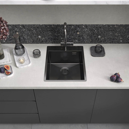Кухонная мойка Reflexion Iseo RX2240BL оружейная сталь