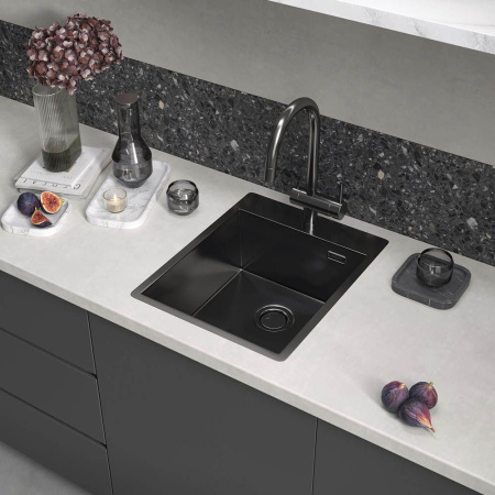 Кухонная мойка Reflexion Iseo RX2240BL оружейная сталь