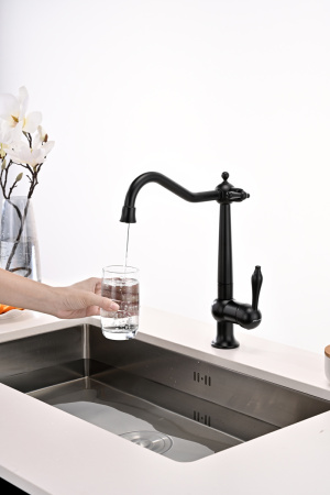 Смеситель для кухни Paulmark RETRO Re213226-401, антрацит