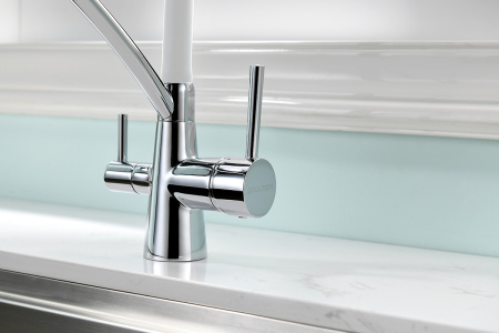 Смеситель для кухни Paulmark SIЕGEN Si213111-CRw, хром/белый