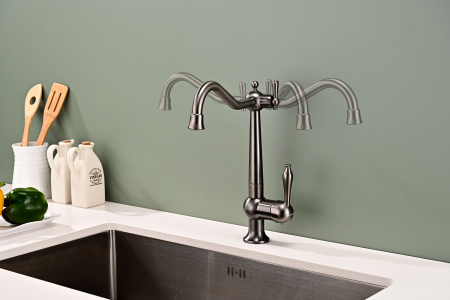 Смеситель для кухни Paulmark RETRO Re213226-GM, вороненая сталь