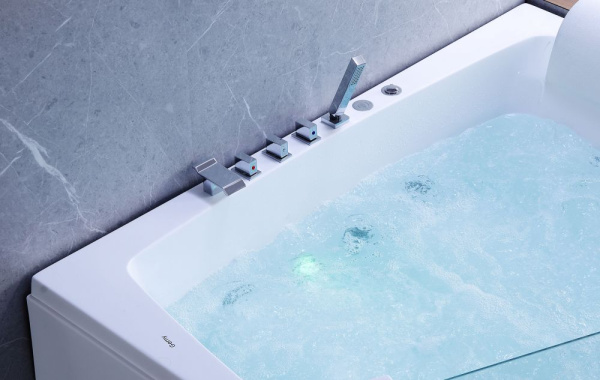 Акриловая ванна Gemy G9056 B R