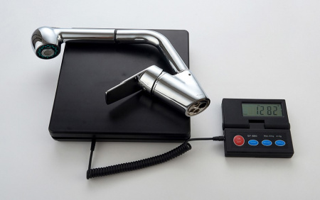 Смеситель для мойки Accoona А5410 с вытягивающейся лейкой, хром