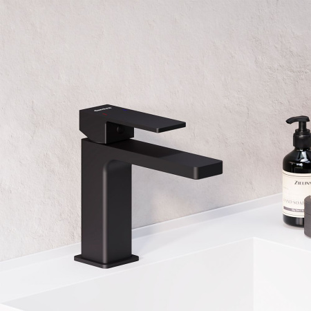 530210300 Gala Смеситель для умывальника Damixa, чёрный