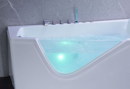 Акриловая ванна Gemy G9056 B R