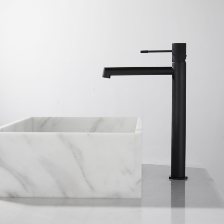 Смеситель для накладной раковины Vincea Desire VBF-1D2MB однорычажный, черный