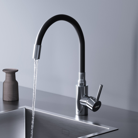 D3007622 Logic Кухонный смеситель Dorff с гибким изливом, черный