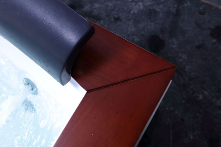 Акриловая ванна Gemy G9052 II B L