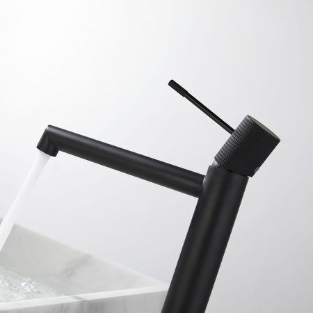 Смеситель для накладной раковины Vincea Desire VBF-1D2MB однорычажный, черный