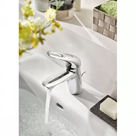 Смеситель для умывальника Grohe Eurostyle New 33558003