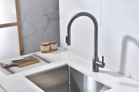Смеситель для кухни Paulmark UNIVERSAL Un213880-GM, вороненая сталь
